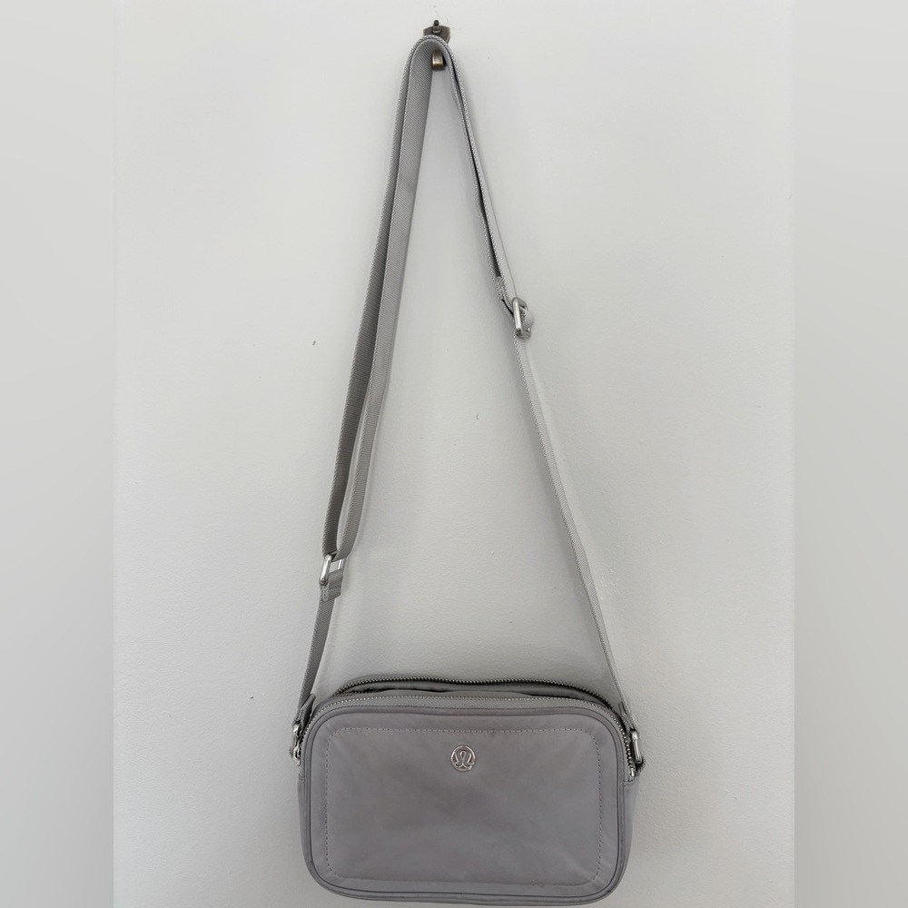Lululemon gray crossbody bag